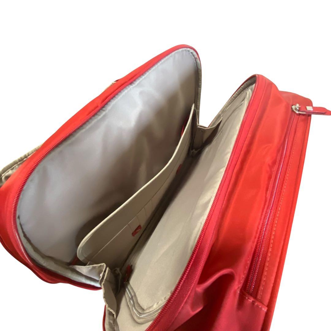 希少美品　サムソナイト　キャリーケース　機内持ち込み　赤　４輪　収納ハンドル