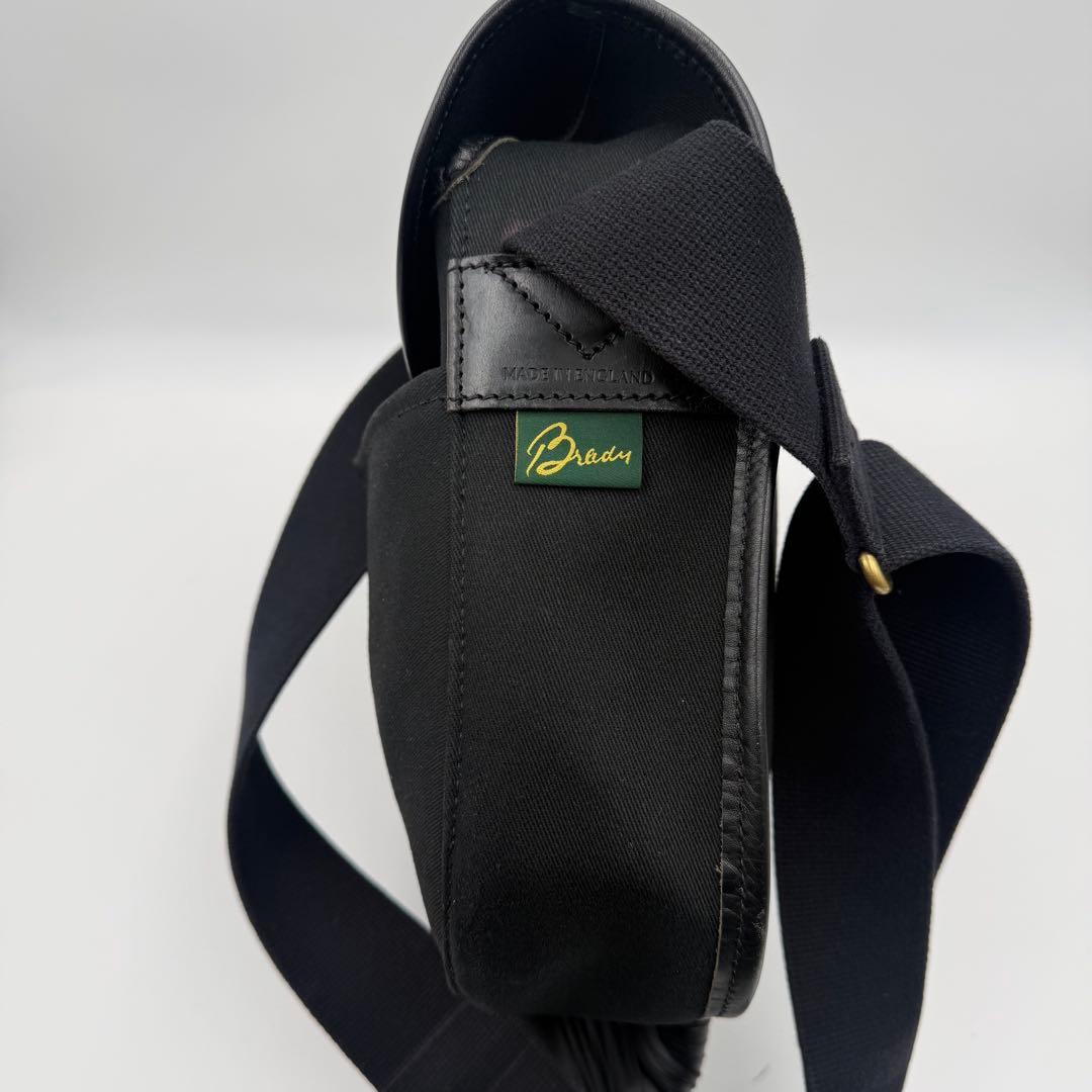 ✨極美品✨Brady ブレディ　STOUR ストアー　ショルダーバッグ