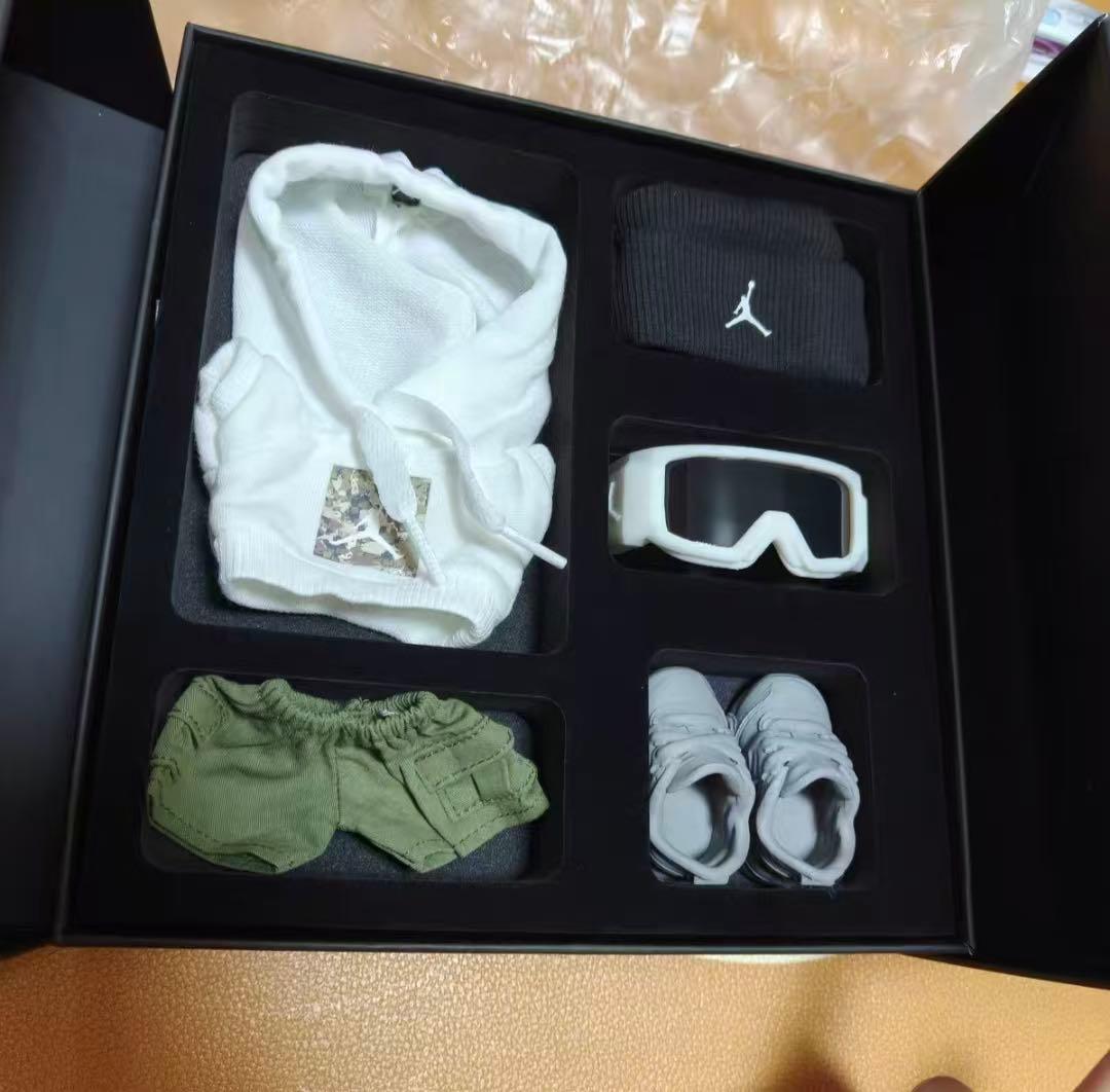 中国 上海限定 jordan labubu セット 着替 ジョーダン
