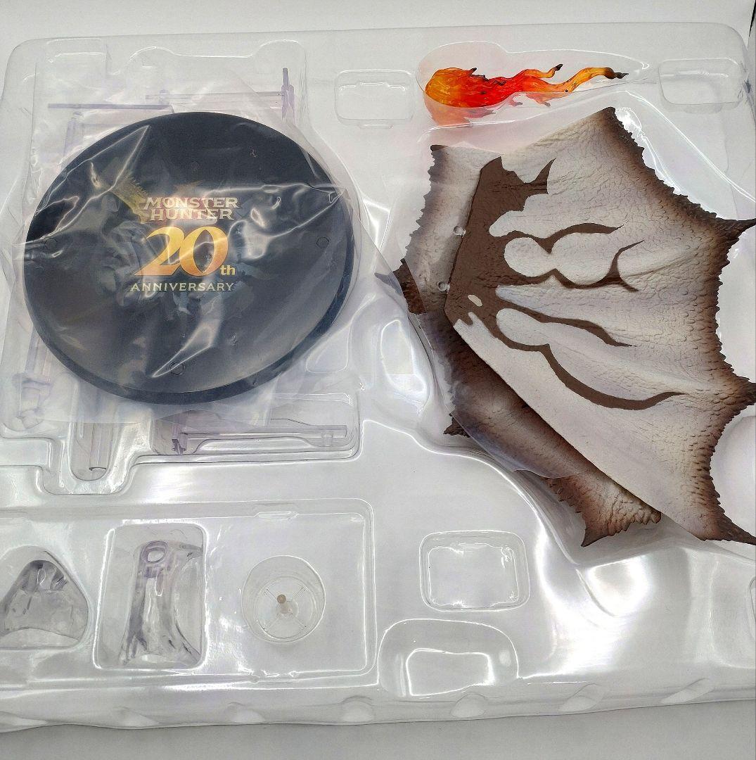 S.H.MonsterArts 20th リオレウス ジンオウガ セット
