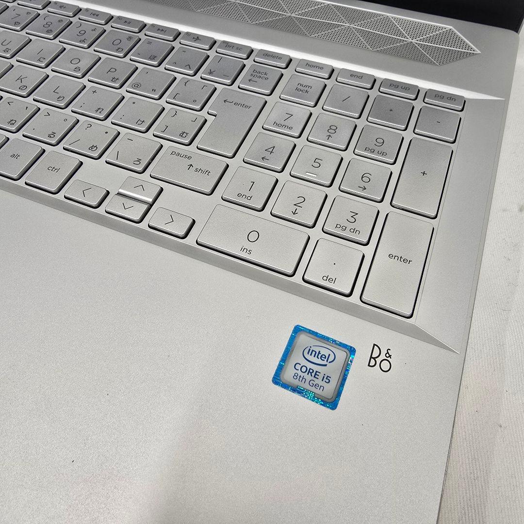 美品 HP Pavilion Laptop 15-cu0004TU