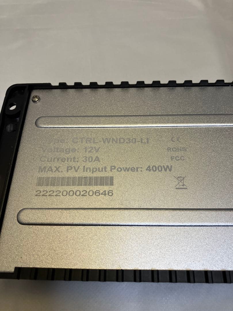 RENOGY WANDERER 30A PWM ソーラー充電コントローラー