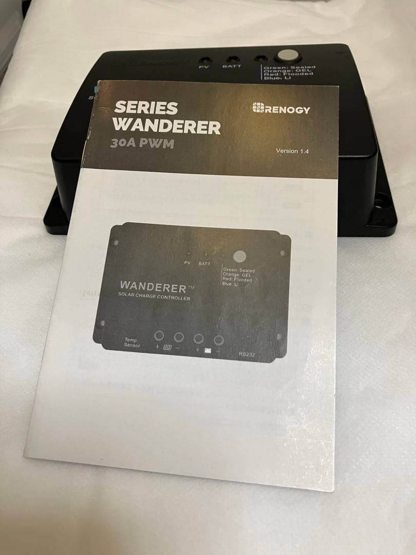 RENOGY WANDERER 30A PWM ソーラー充電コントローラー