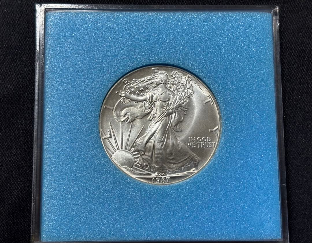 イーグル銀貨　1987年　アメリカ合衆国造幣局発行　1オンス銀貨　純銀31.1g