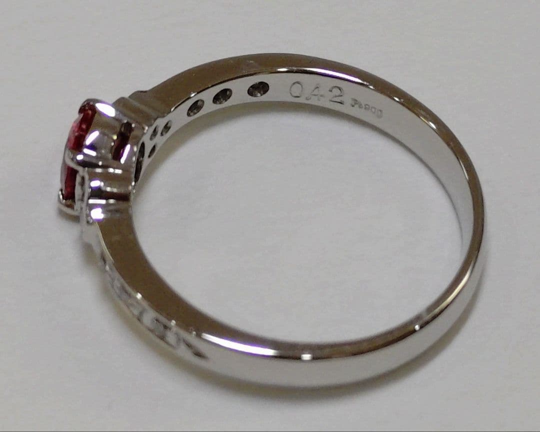 パパラチアサファイア　非加熱　リング　プラチナ　１１号　オーバル