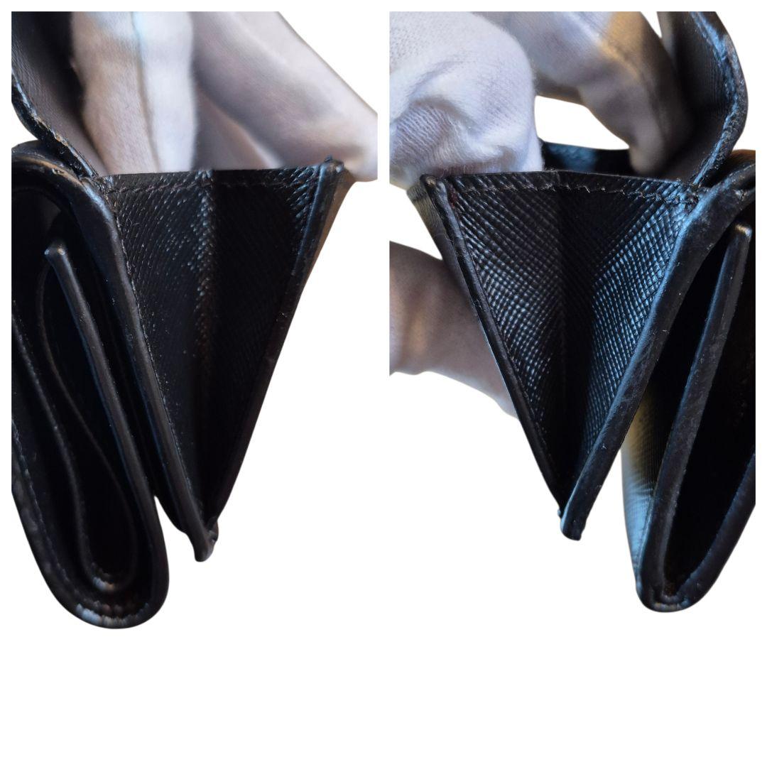 ＰＲＡＤＡ　プラダ　サフィアーノ　三つ折り財布 v