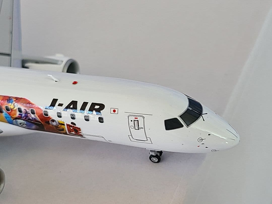 JAL(J-air)　エンブラエル190 ミニオンジェット JA248J