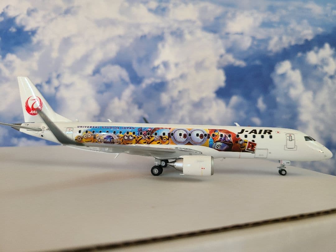 JAL(J-air)　エンブラエル190 ミニオンジェット JA248J