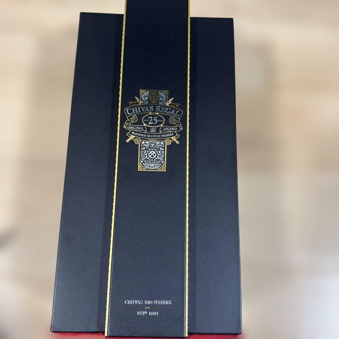 シーバスリーガル 25年 700ml