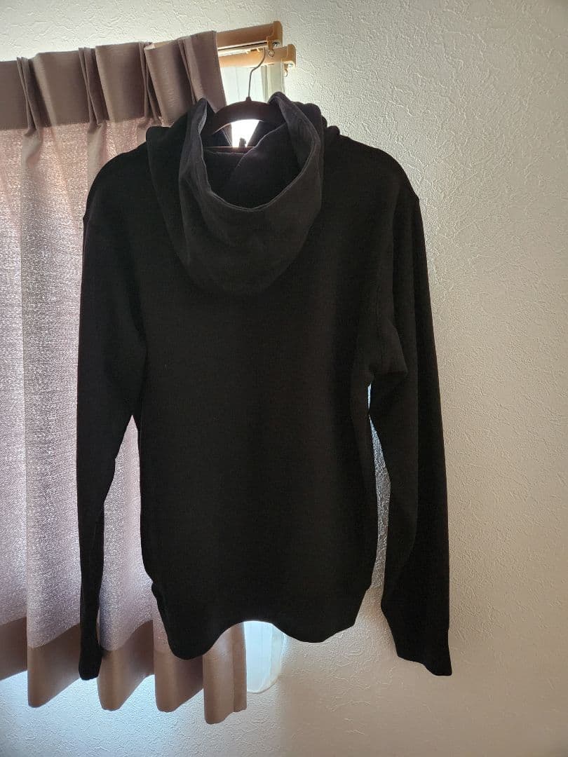 Supreme　フーディーブラック　Mサイズ