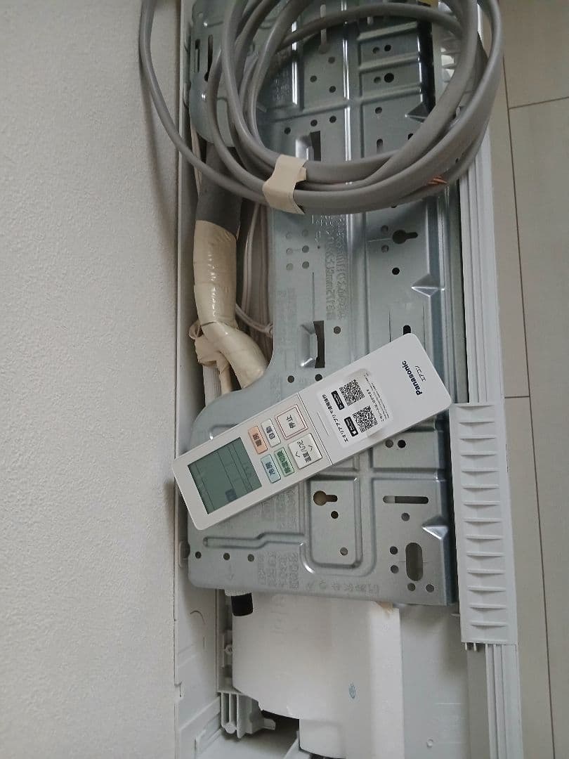 Panasonic CS-225DVXY エアコン本体と室外機　エオリア