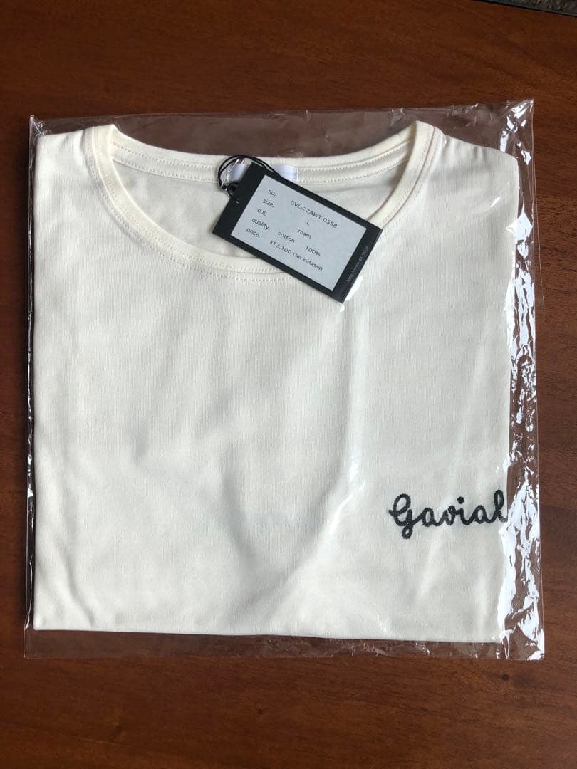 gavial L/S TEE “CURSIVE GAVIAL” (CREAM)