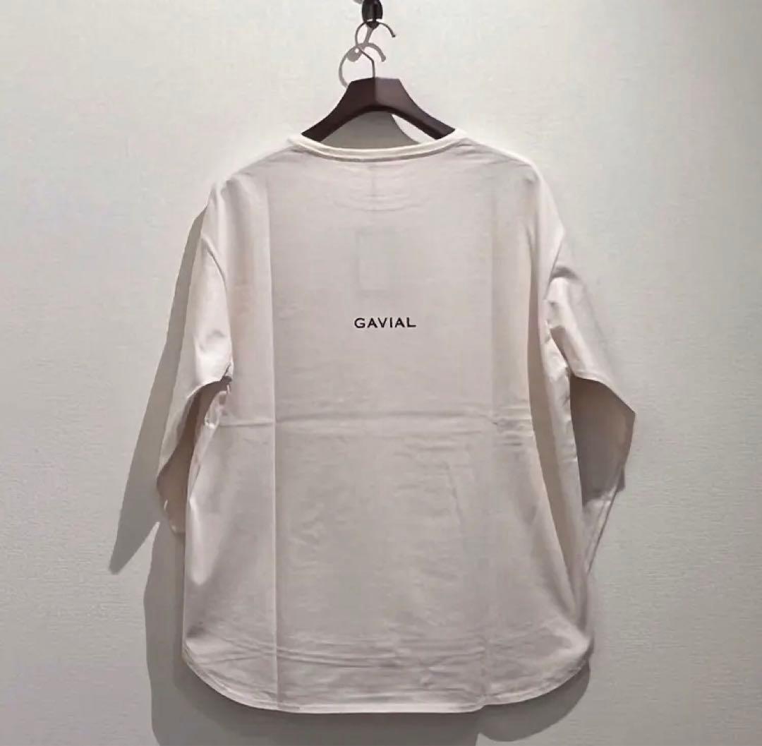 gavial L/S TEE “CURSIVE GAVIAL” (CREAM)