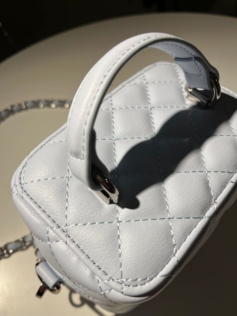 ダーリッチ Darichキルティングスクエアミニバック BLU ブルー シルバー