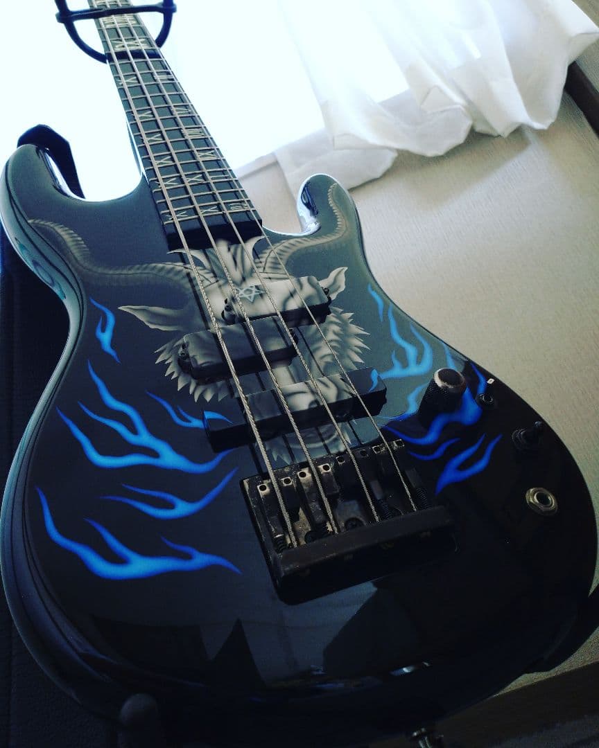 ESP 世界に1本 オリジナル 四弦エレキベース 24f仕様