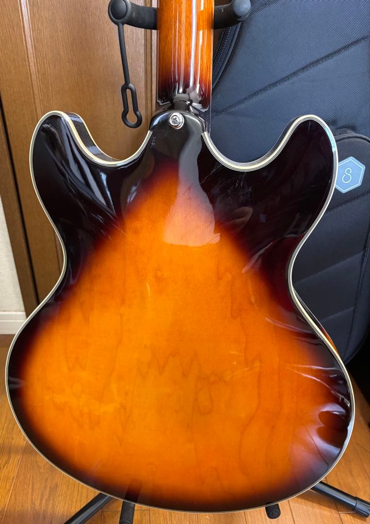 新品同様　SIRE（サイアー）H7 ラリーカールトン セミアコ