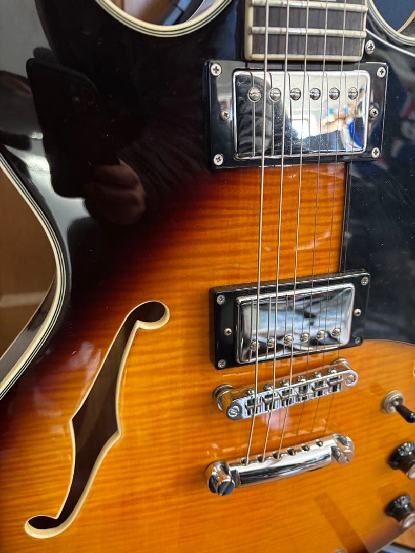 新品同様　SIRE（サイアー）H7 ラリーカールトン セミアコ