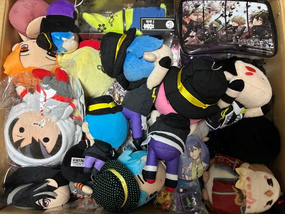 アニメ 漫画 大量 グッズ まとめ売り 缶バッジ カード アクリルスタンド