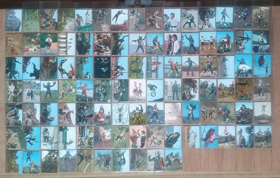 昭和 カルビー仮面ライダーカード522枚、ダブリ無しアルバム10冊セット