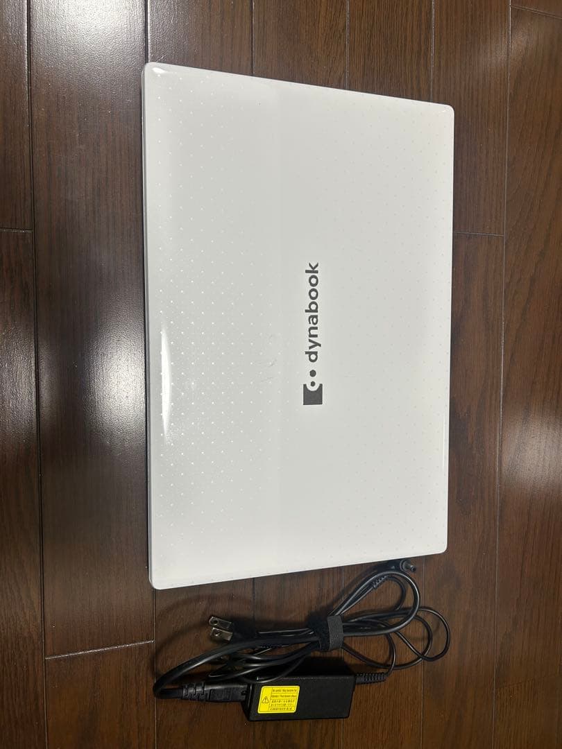 Windowsノート本体 dynabook P1-C7MP-BW / Core i7-10510U