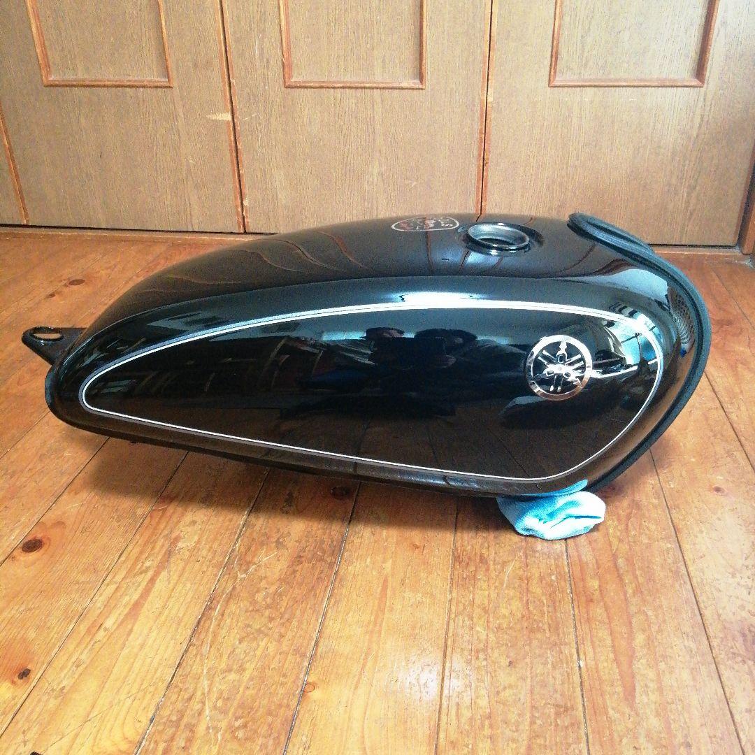 Yamaha SR400純正タンク サイドカバーシートカウルセット