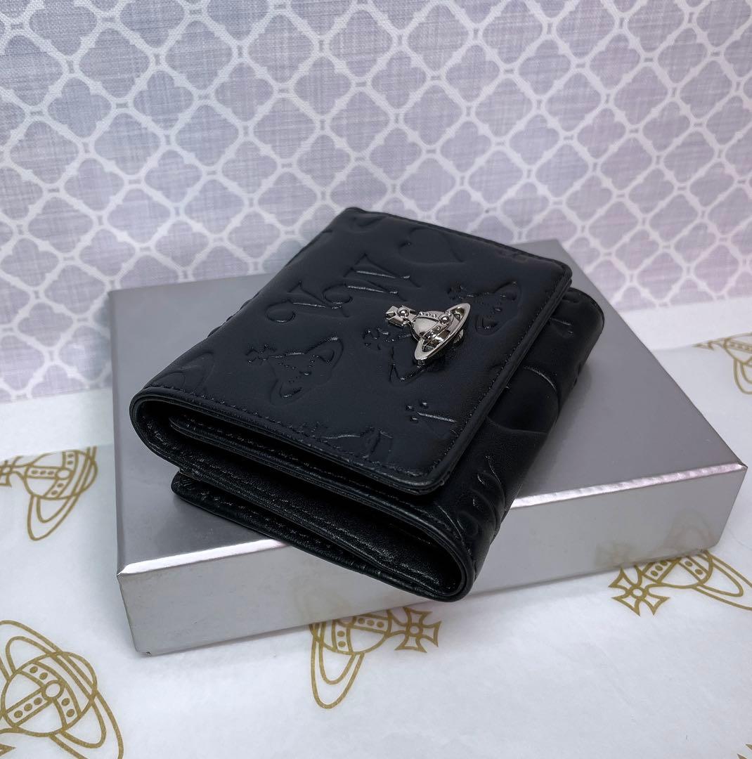 【新作✩内柄も素敵】Vivienne Westwood 三つ折り財布 マット黒