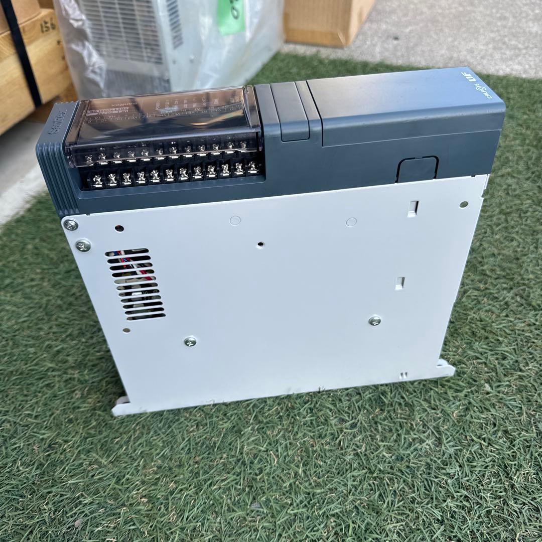 新品同様UF1-2075F サイリスタ式電力調整器 SanRex保証付き