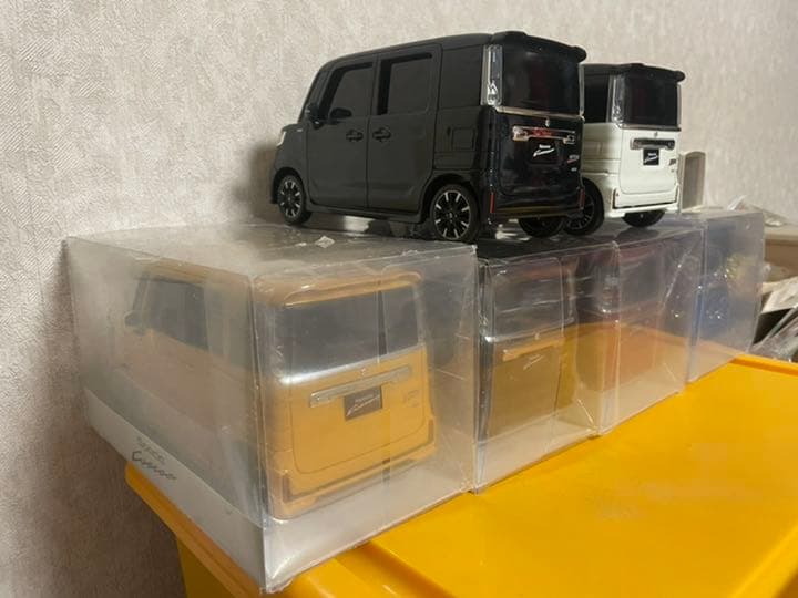 スペーシアカスタムmk 53s1/18サイズサンプルカラー黒色