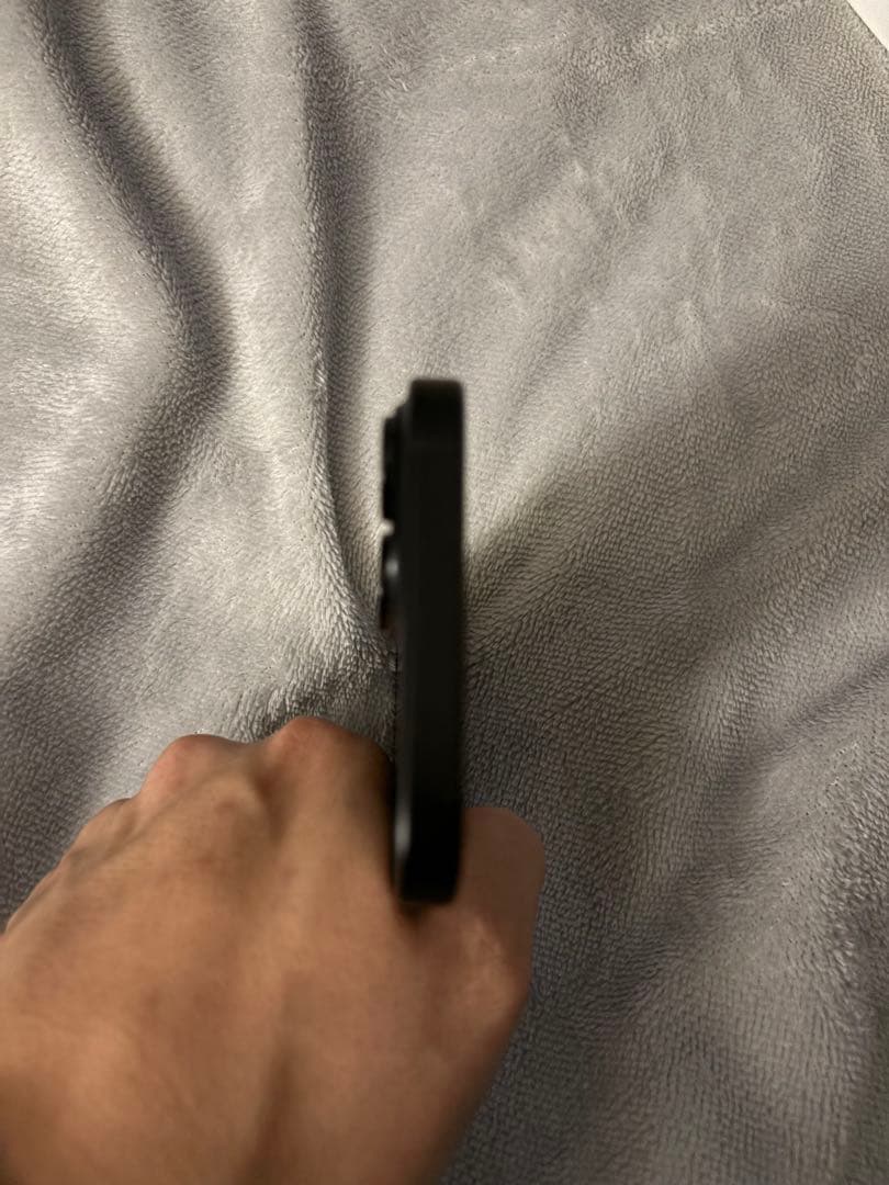 む*ん様 Apple iPhone 15ミッドナイト 本体