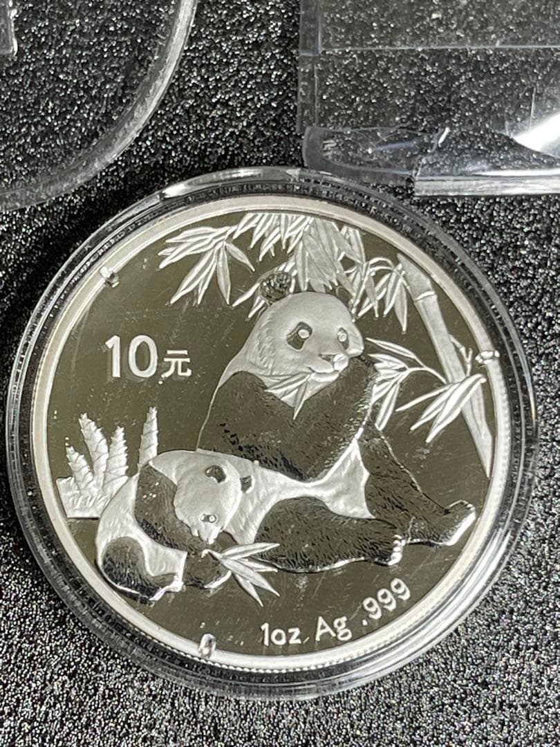 や*す様 銀貨　2007 中国　パンダ 10 元 1 オンス Ag.999