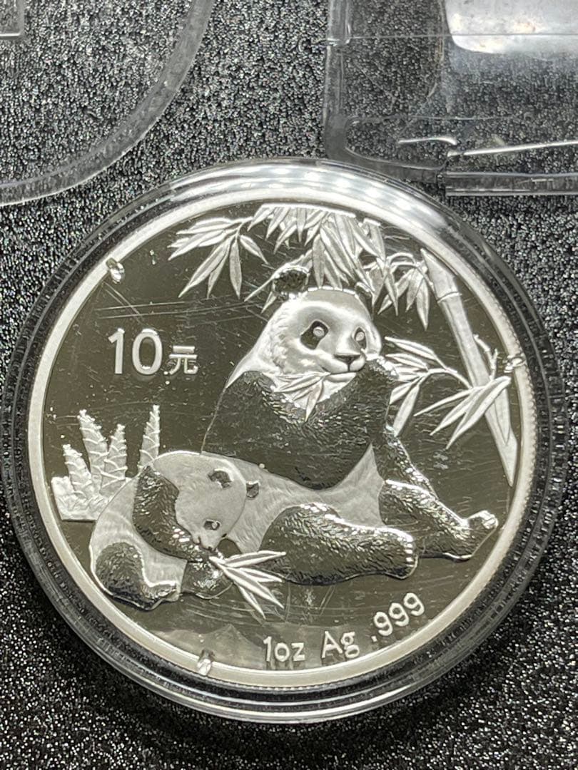 や*す様 銀貨　2007 中国　パンダ 10 元 1 オンス Ag.999