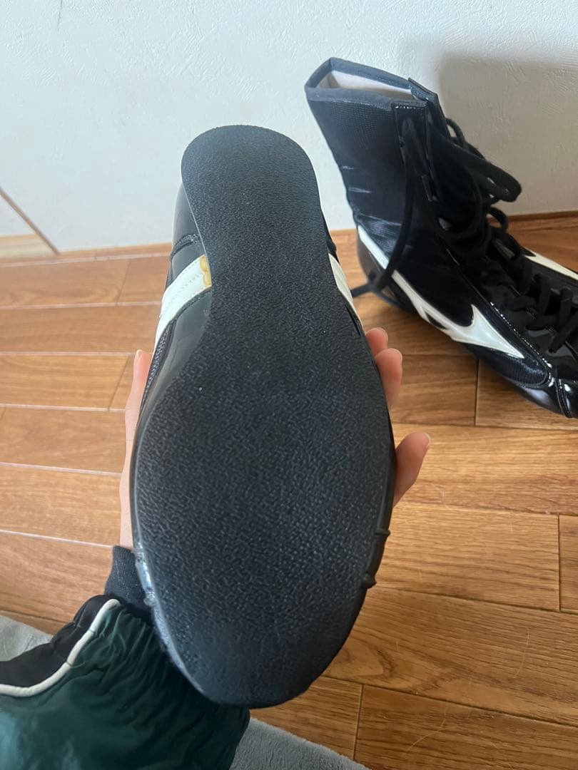 Mizuno ボクシングシューズ ハイカット ブラック/ホワイト