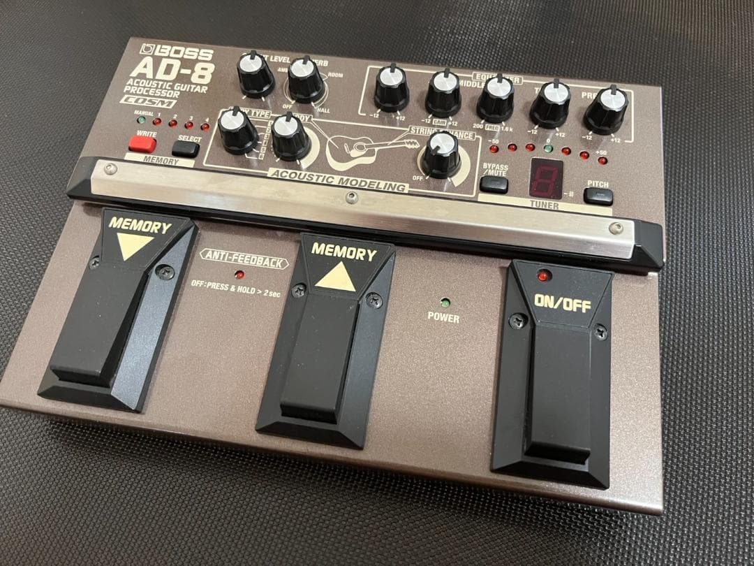 BOSS AD-8 アコギ用エフェクター