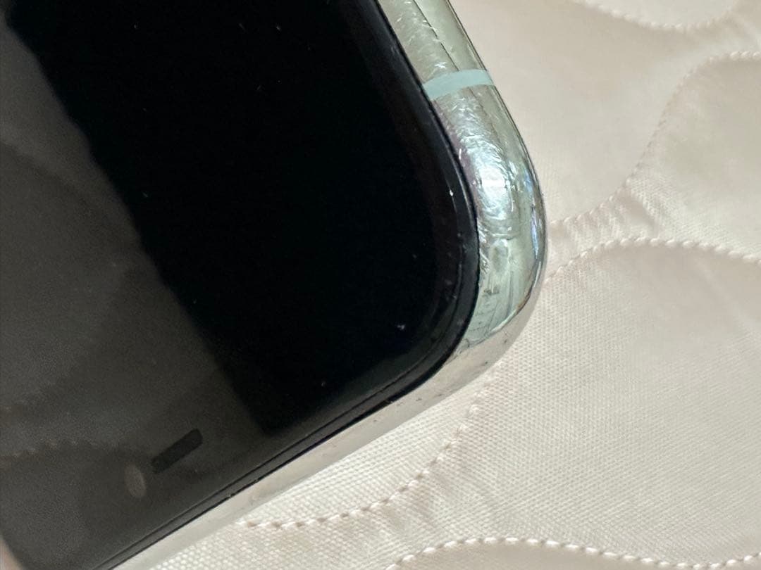 iPhone 11 Pro 256GB SIMフリー A2215カメラ傷あり