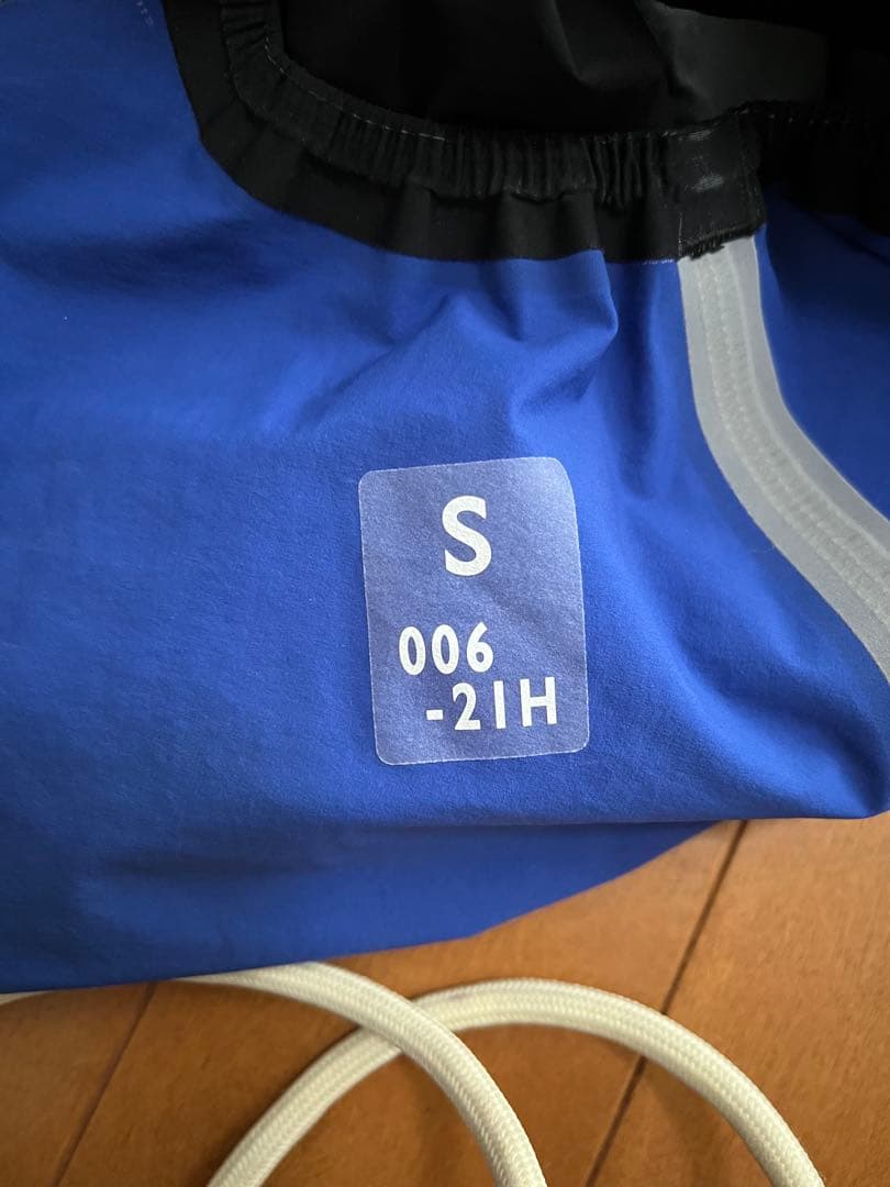 アリーナ　レディース　Sサイズ　競泳水着　高速水着　試合用