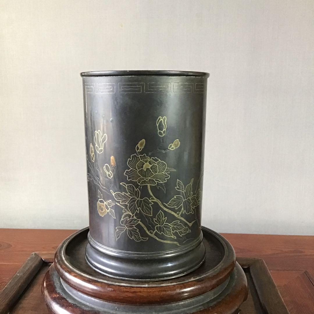古銅地　木蓮花極細密象嵌　　筆筒　　明治期