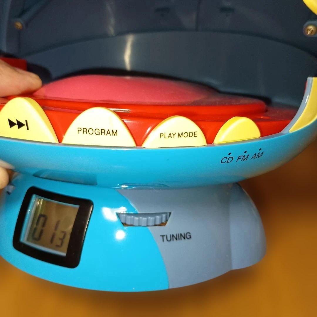 スティッチ CDプレーヤー AMFMラジオ LINE IN接続 電源ON目が点灯