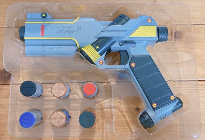 ウルトラマンティガ GUTS ハイパー プレミアムバンダイ 限定