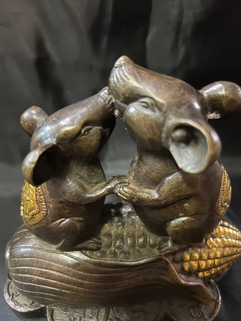ブロンズ製　ネズミの彫刻 豊穣の象徴　財運　富　繁栄