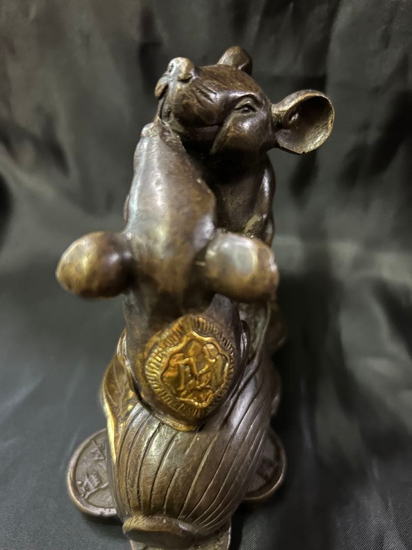 ブロンズ製　ネズミの彫刻 豊穣の象徴　財運　富　繁栄
