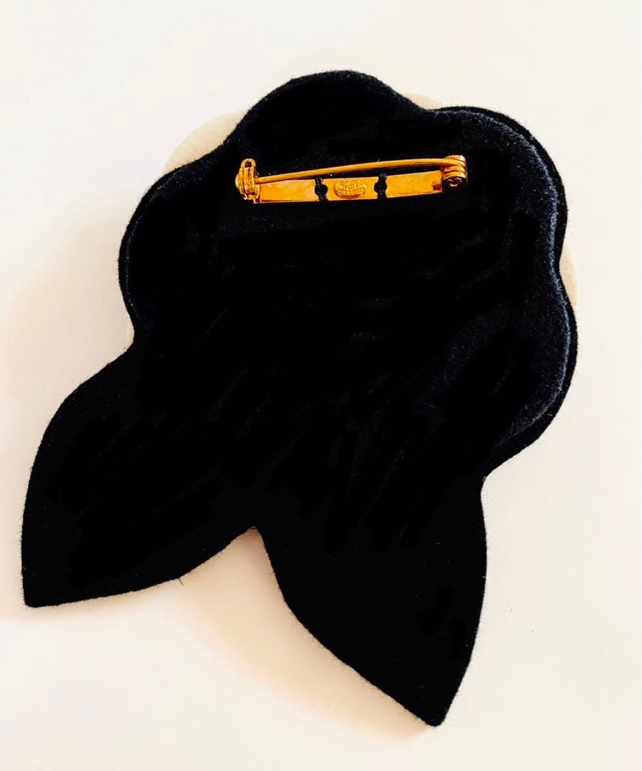 CHANEL 02A ヴィンテージ　カメリア　フェルト　ブローチ　ココマーク