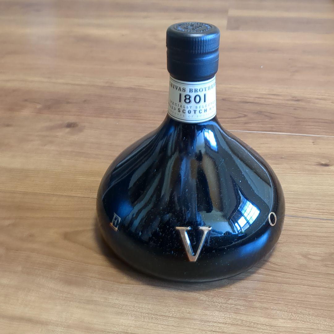 Chivas 1801 スペシャリティセレクト ウイスキー フラスコ型ボトル