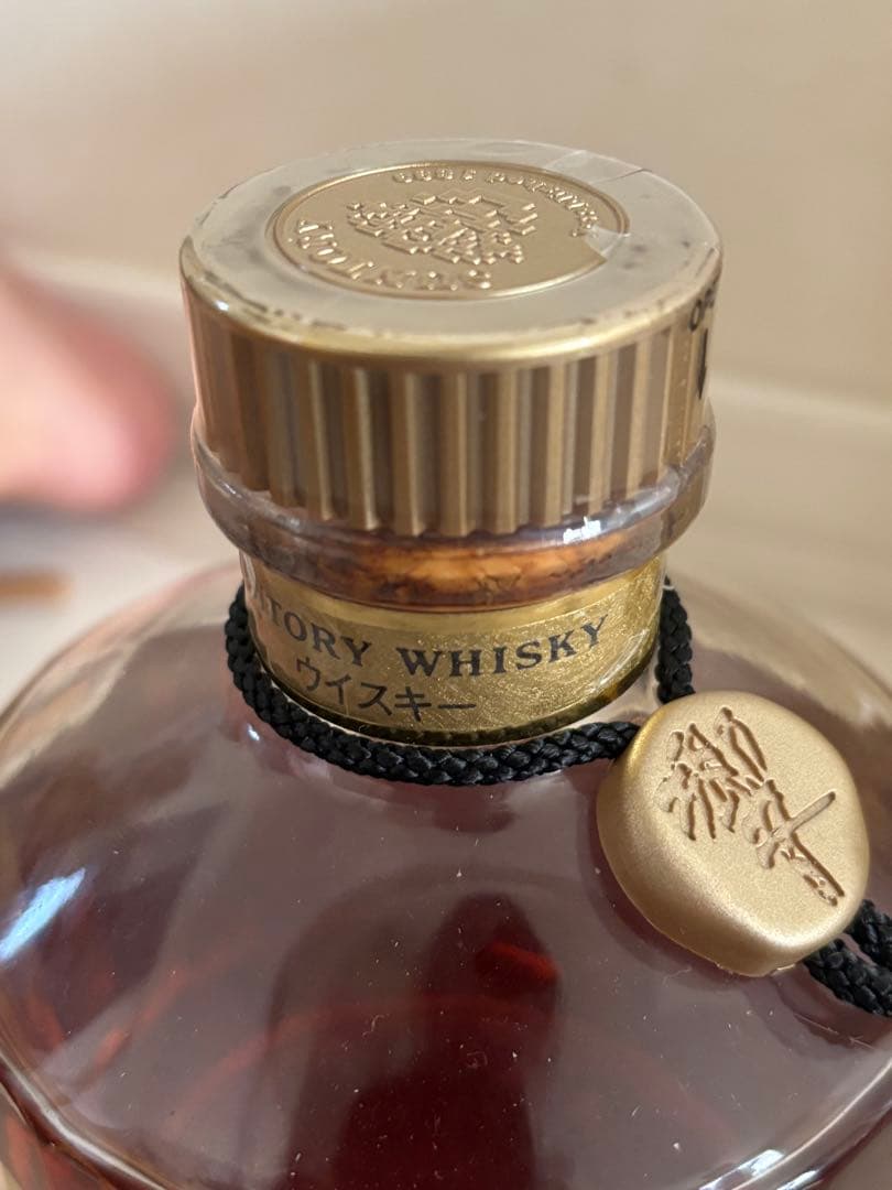 希少！サントリーウィスキー　響　金キャップ　裏金ラベル