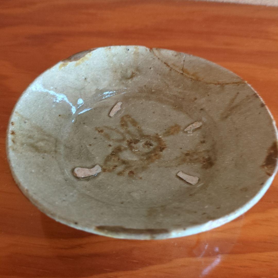 うさぎの絵柄 平茶碗 約12cm　絵唐津平茶碗　骨董品