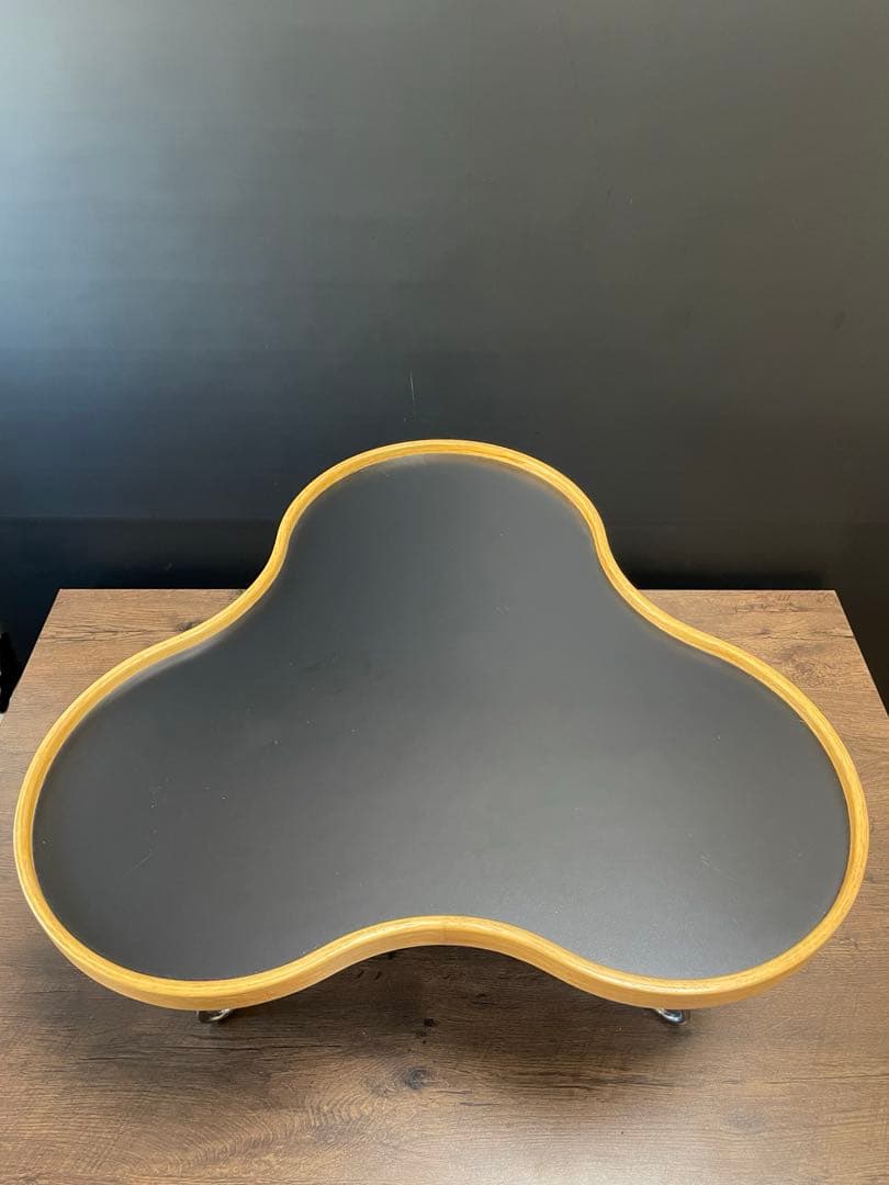 にゃんこスター 　SWEDESE Flower Table