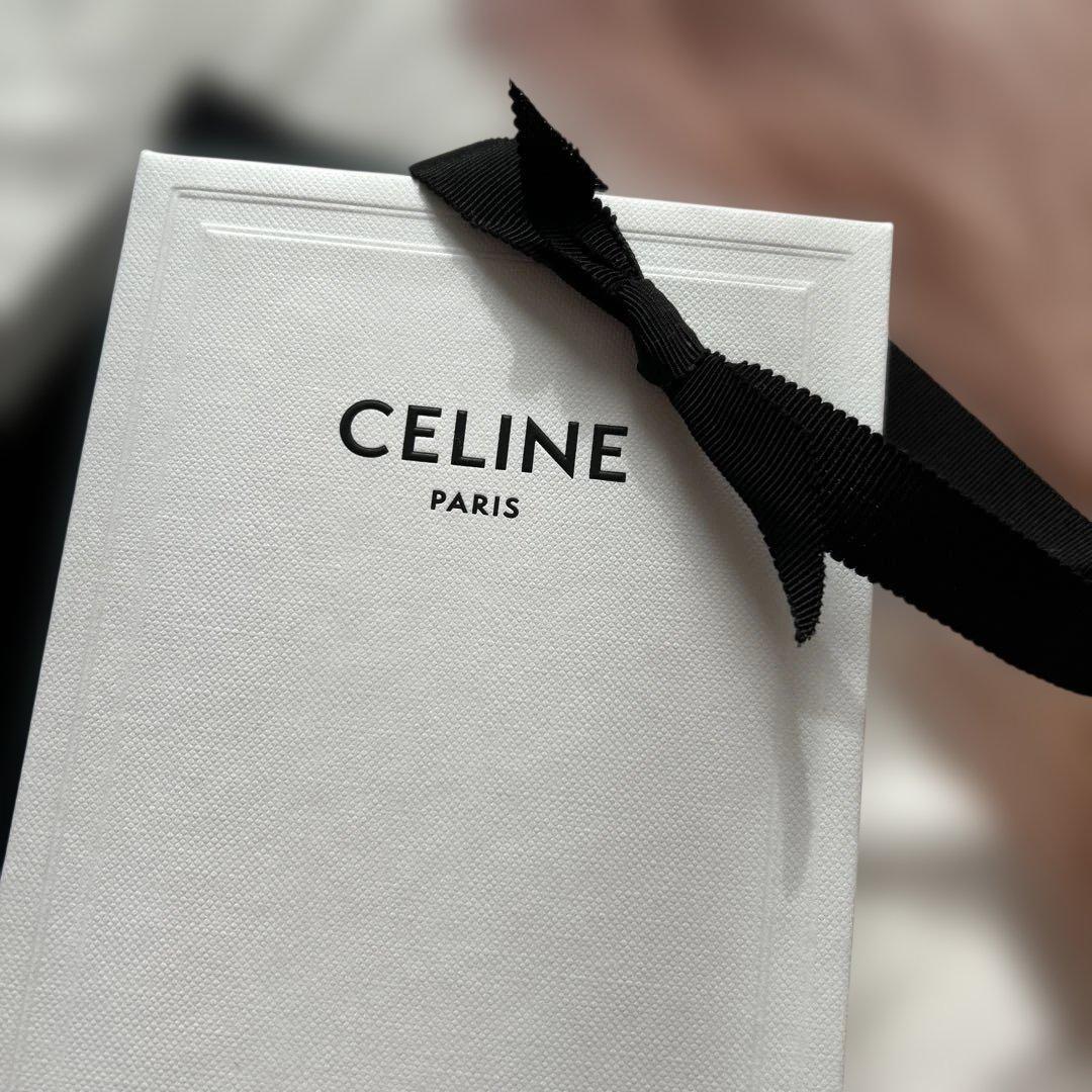 美品　CELINE ギフトボックス ホワイト　ミニ財布　プレゼント