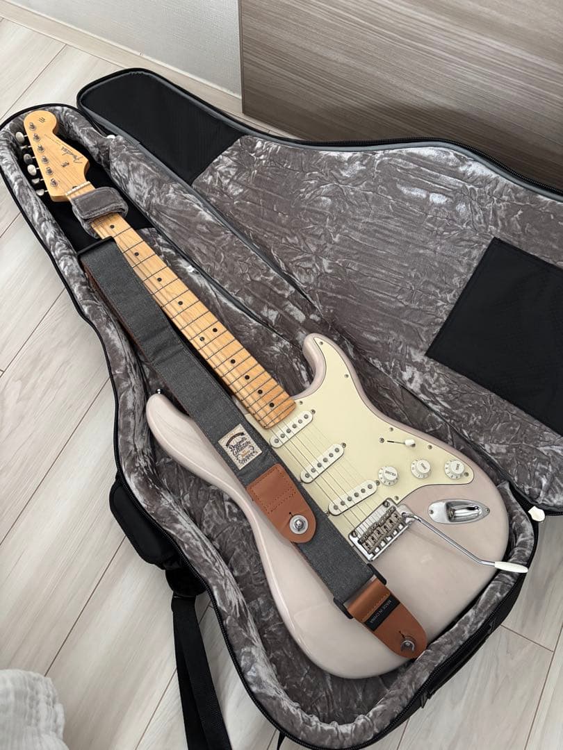 Fender japan Hybrid II 【1万円ギターケース➕教本セット】