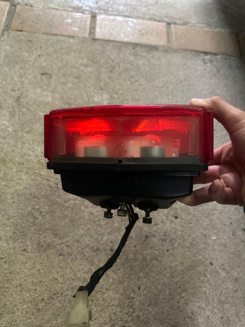 gsx400e ザリ　テールランプユニット