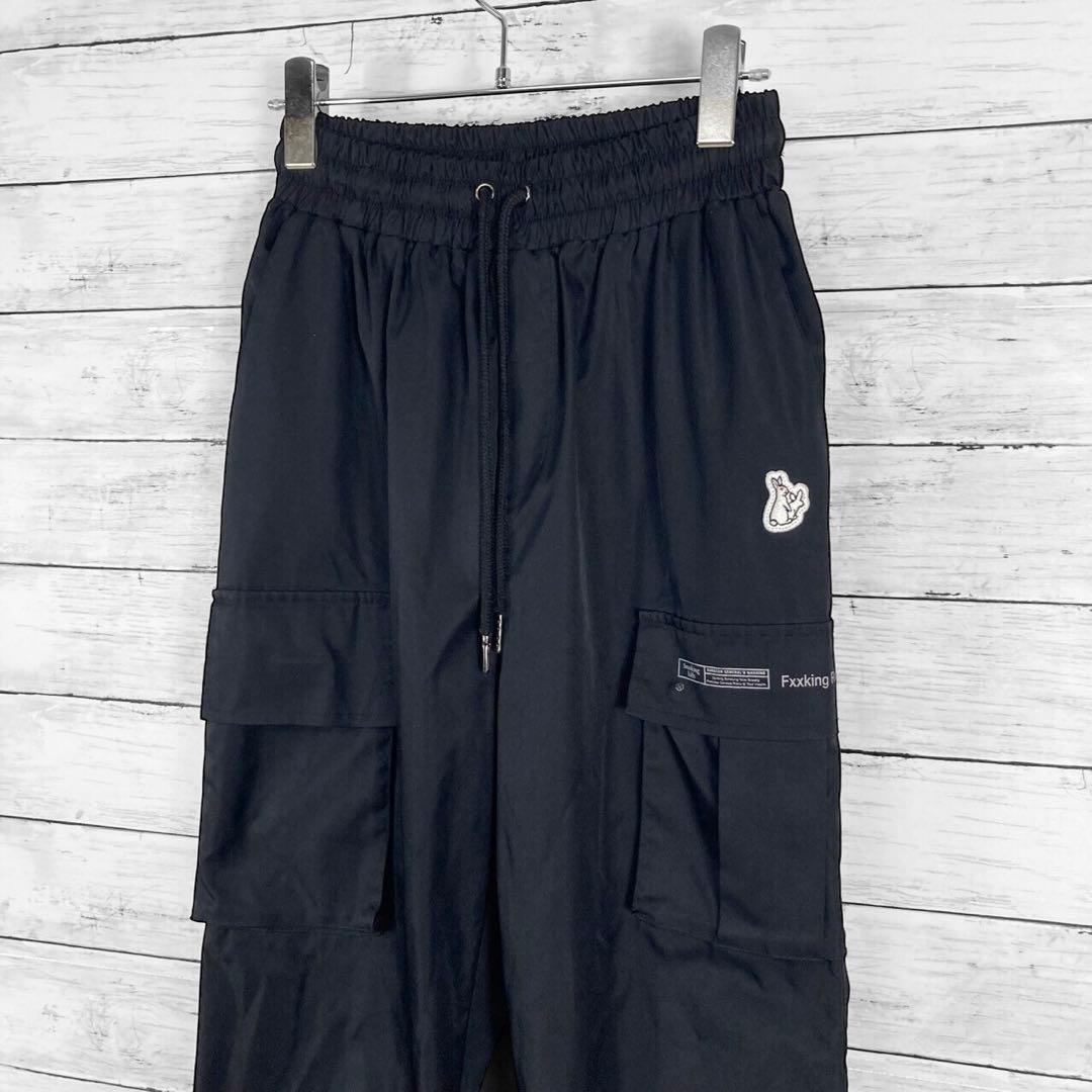 入手困難！ エフアールツー ストレッチカーゴパンツ ブラック