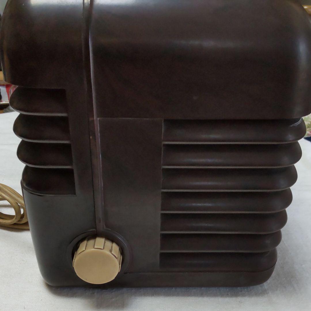 1950イギリス、ブッシュ真空管ラジオ。